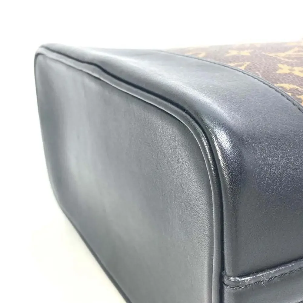 LOUIS VUITTON Authentic Black Monogram Canvas Shoulder Bag